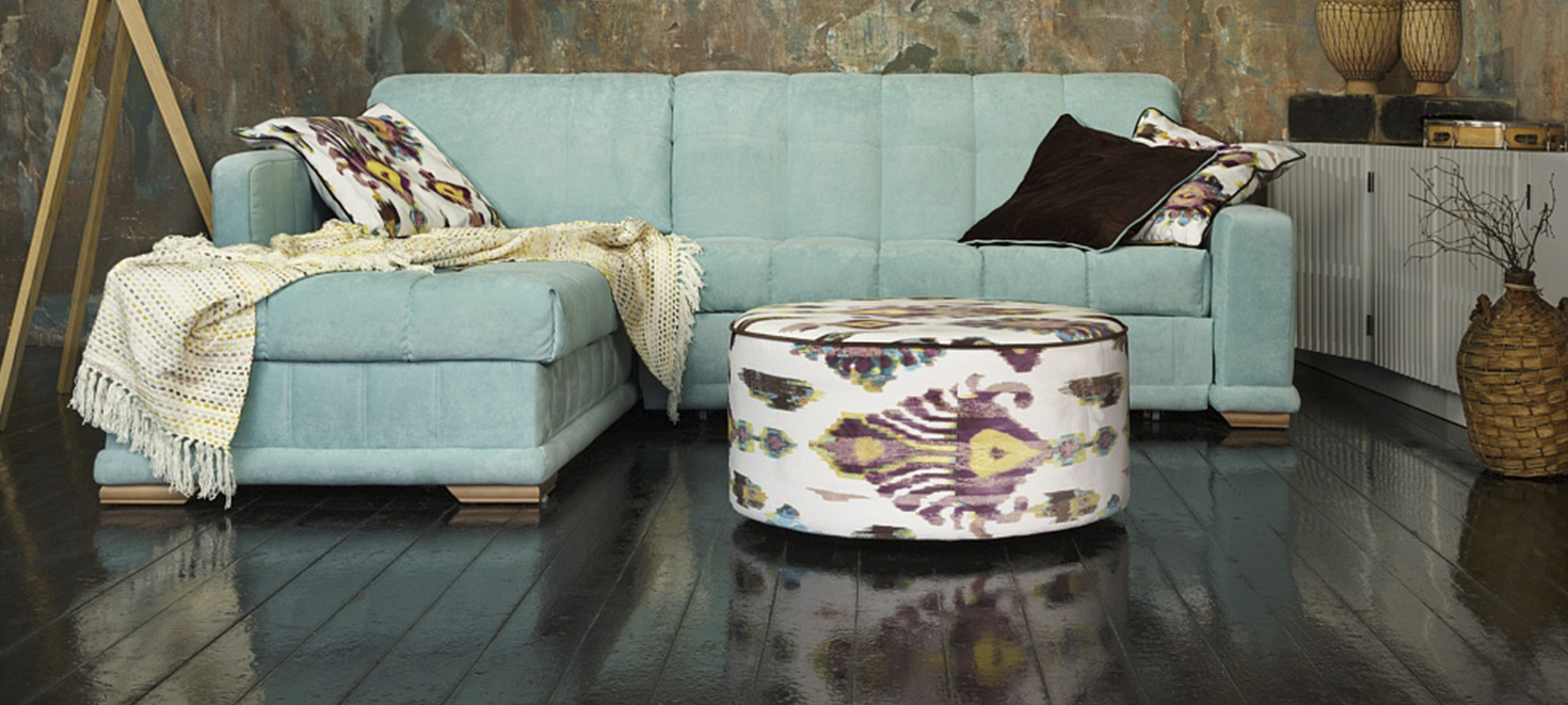 Бирюзовый диван в интерьере гостиной. Диван цвета морской волны винтерьере. – Статьи Anderssen