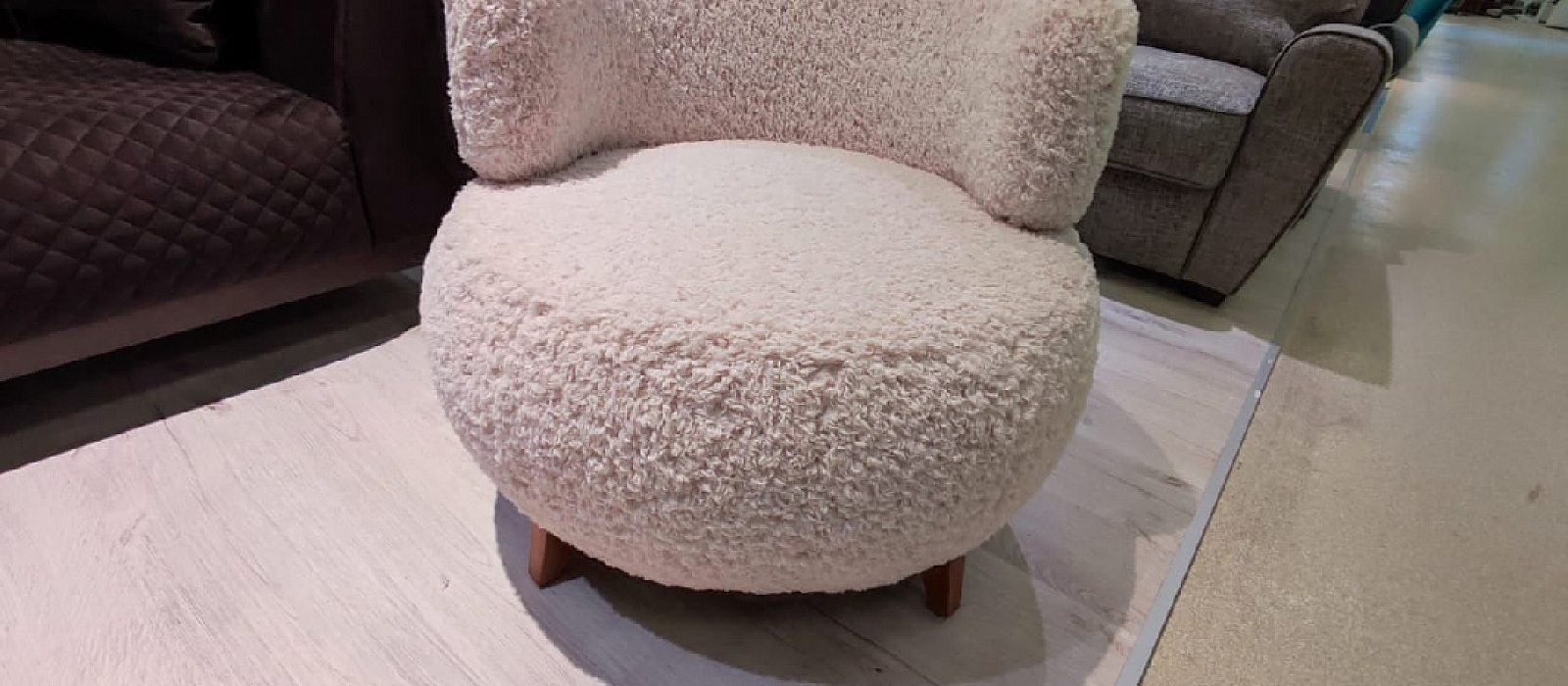 Купить Мани кресло в интернет магазине Anderssen - изображение 1